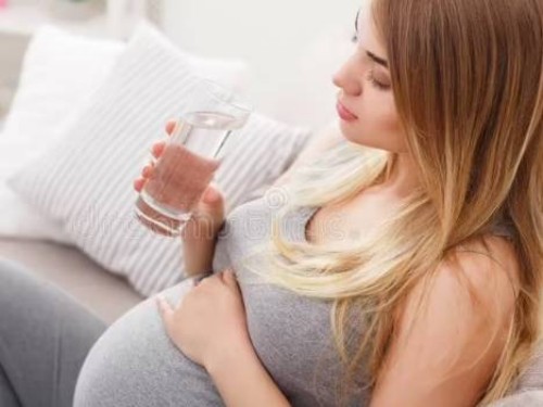 多囊促排失败，能不能做试管因人而异